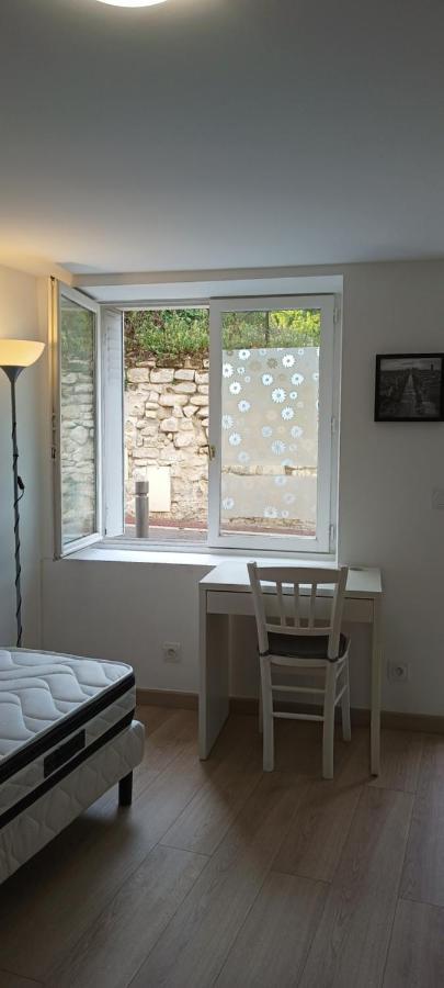 Studio Meuble A Bougival Εξωτερικό φωτογραφία